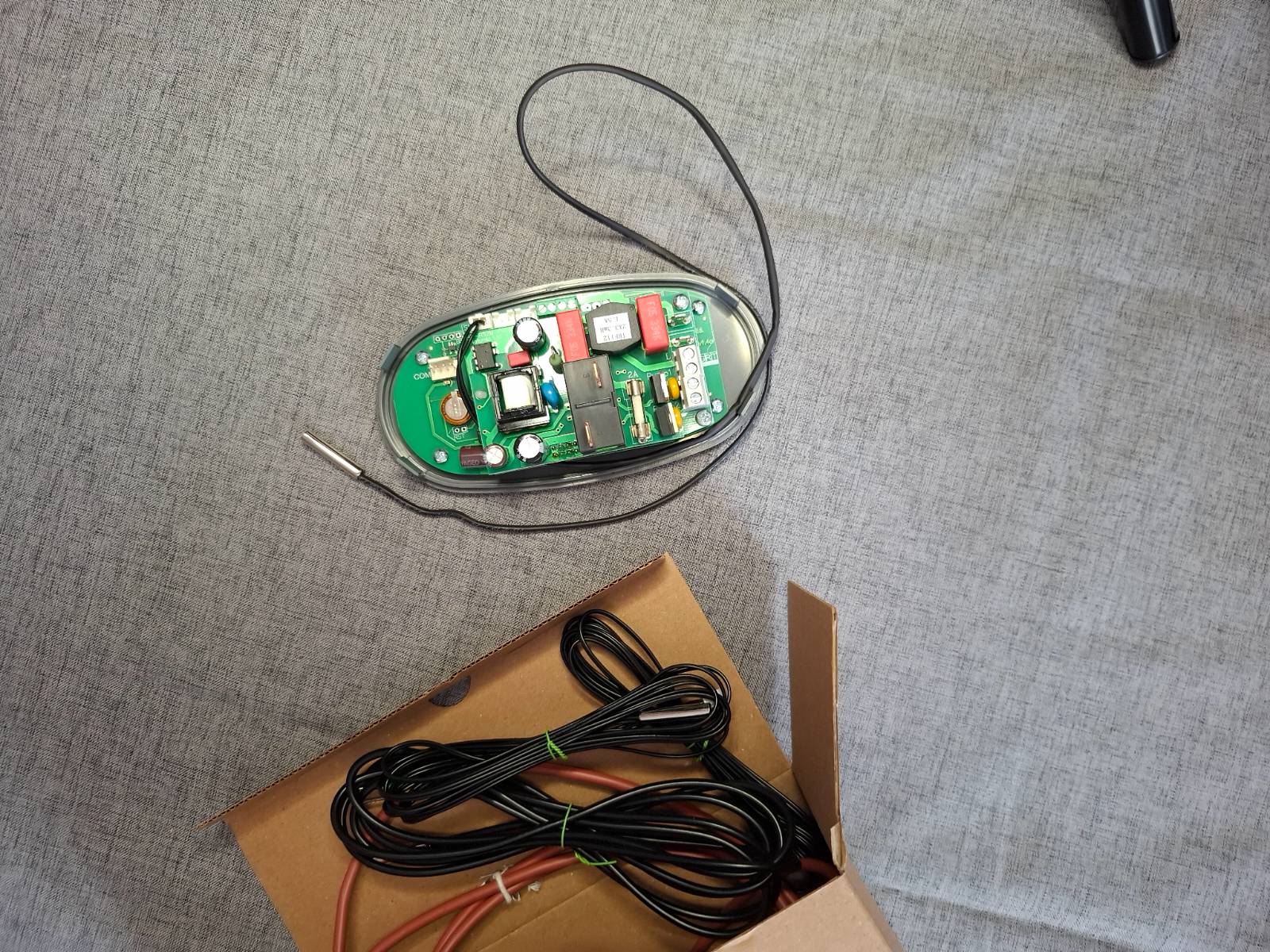 NATURELA NHC-H52M-2-1 - elektronski regulator temperature